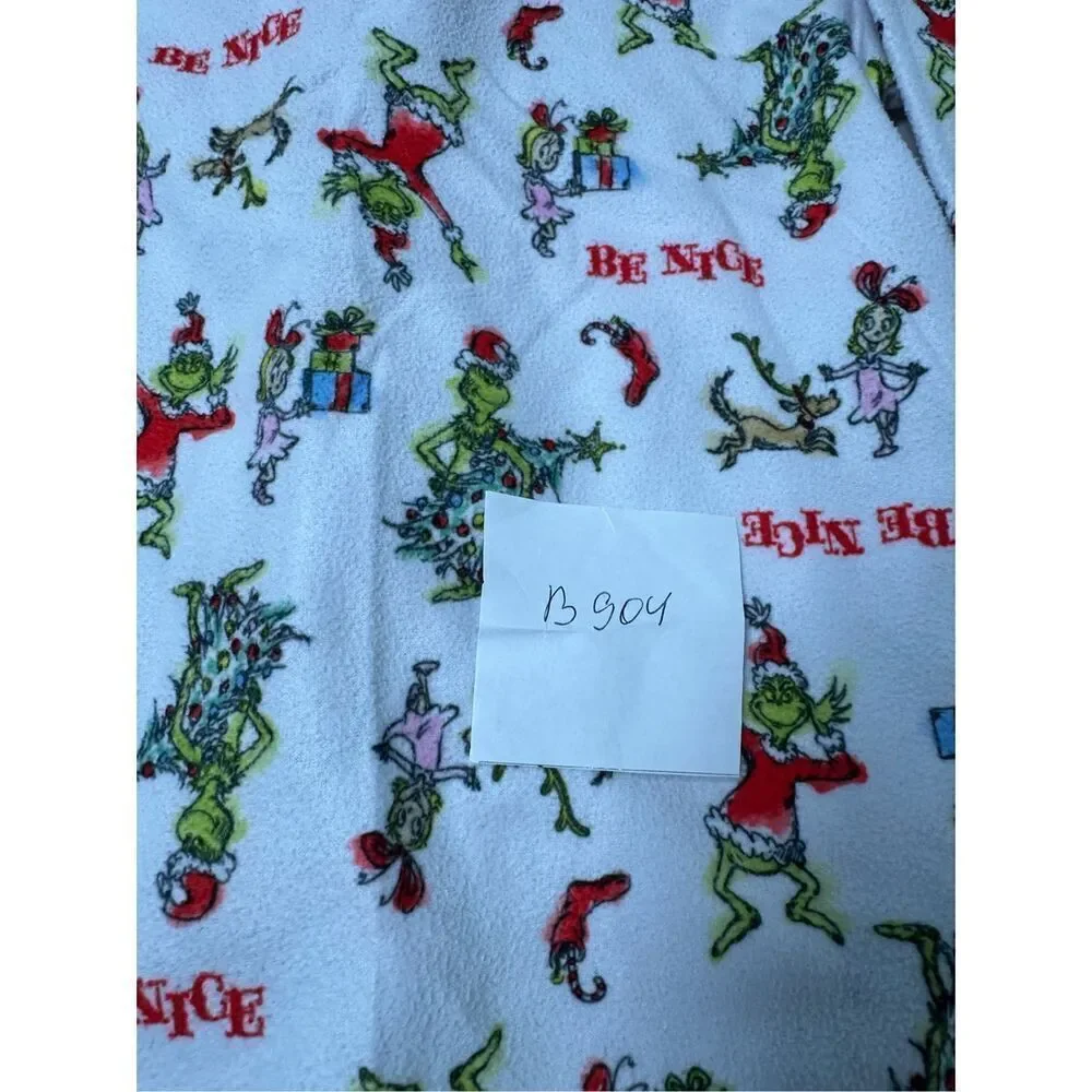 The Grinch Boy's Flannel 'Be Nice' Holiday  Pajama Top Size XS (4-5)